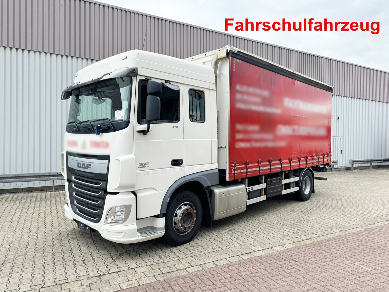 DAF XF 410 FA 4x2 XF 410 FA 4x2, Fahrschule, 2x AHK, 6 Sitze - شاحنات مسطحة: صورة 1 DAF XF 410 FA 4x2 XF 410 FA 4x2, Fahrschule, 2x AHK, 6 Sitze - شاحنات مسطحة: صورة 1