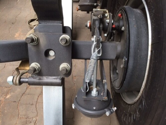 EuroCargo ML160E32 4x2 EuroCargo ML160E32 4x2 mit Teilen für Anhänger und Aufbauten - شاحنة نقل سيارات شاحنة: صورة 4 EuroCargo ML160E32 4x2 EuroCargo ML160E32 4x2 mit Teilen für Anhänger und Aufbauten - شاحنة نقل سيارات شاحنة: صورة 4