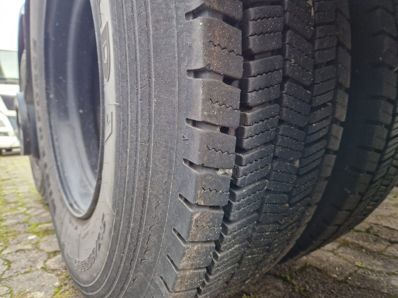 EuroTech 240E38 6x2-4 EuroTech 240E38 6x2-4, Lift-/Lenkachse, Seilwinde, Kran Hiab 100 - شاحنة برافعة خطافية, شاحنة كرين: صورة 5 EuroTech 240E38 6x2-4 EuroTech 240E38 6x2-4, Lift-/Lenkachse, Seilwinde, Kran Hiab 100 - شاحنة برافعة خطافية, شاحنة كرين: صورة 5