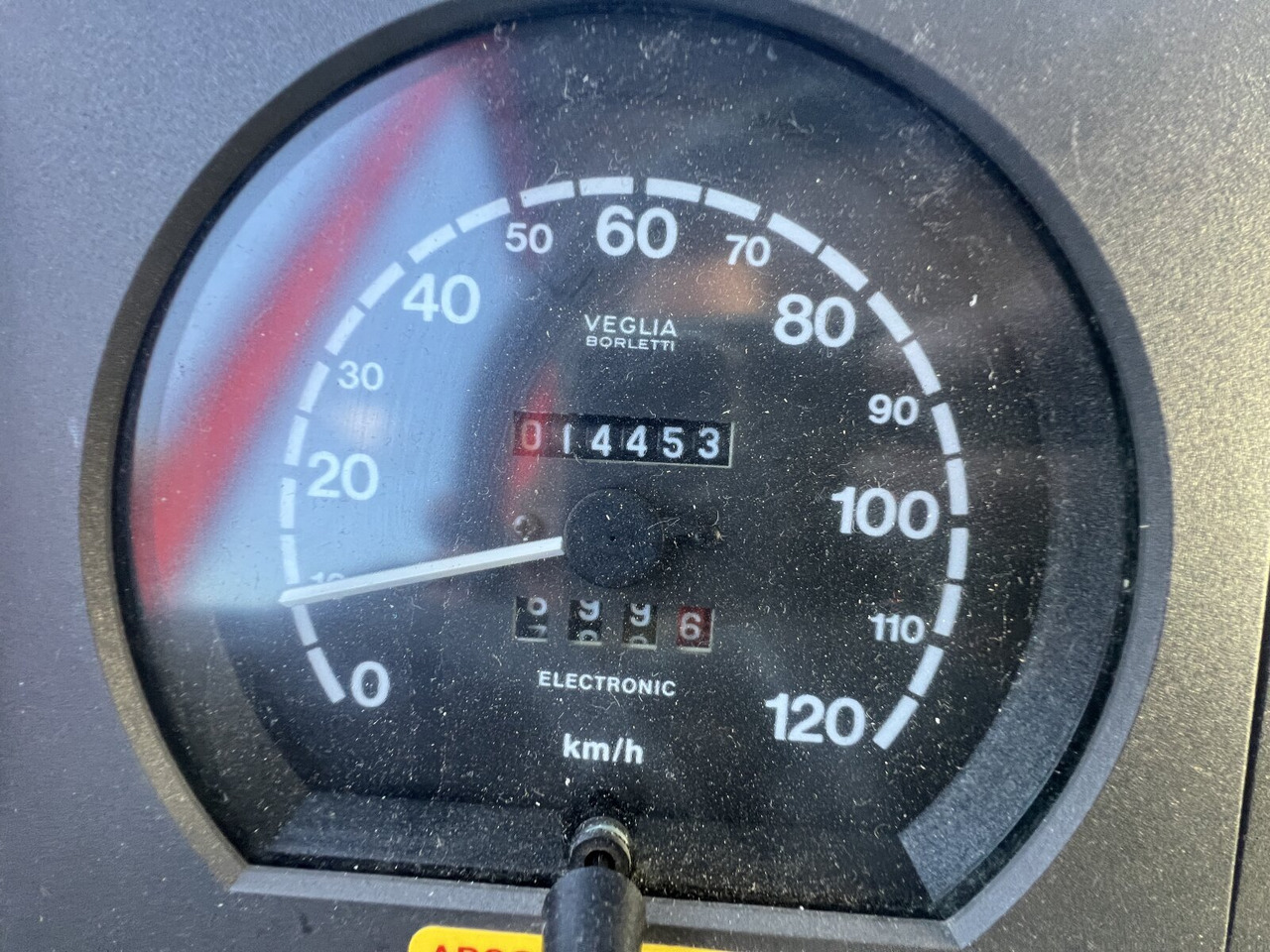 FF 95 E 18 WR 4x4 FF 95 E 18 WR 4x4, 6000l Wassertank - شاحنة صهريج: صورة 5 FF 95 E 18 WR 4x4 FF 95 E 18 WR 4x4, 6000l Wassertank - شاحنة صهريج: صورة 5