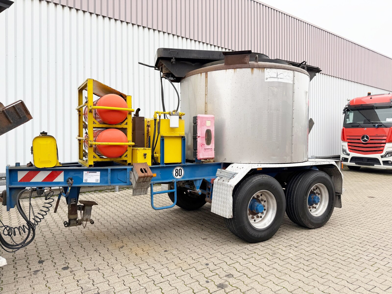 Faehndrich AG TKS-Z13 Asphaltkocher Faehndrich AG TKS-Z13 Asphaltkocher - موزع الأسفلت: صورة 1 Faehndrich AG TKS-Z13 Asphaltkocher Faehndrich AG TKS-Z13 Asphaltkocher - موزع الأسفلت: صورة 1