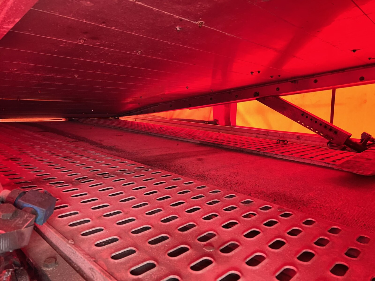 تريلا نقل سيارات H10 Autotransportanhänger FGS, H10 Autotransportanhänger, Durchladesystem, Liftplateau, Funk, 57 cbm: صورة 12