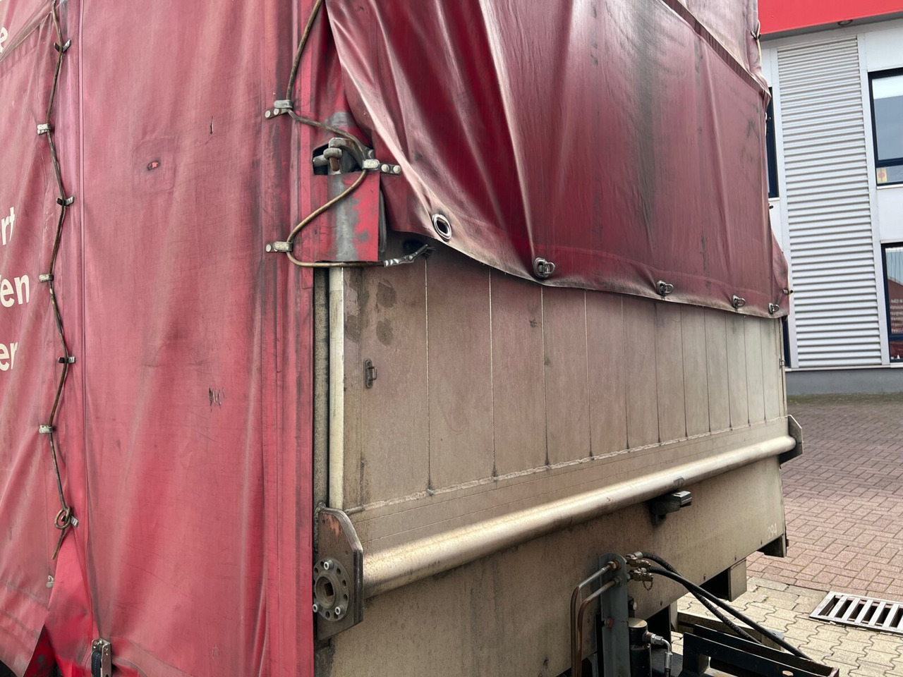 تريلا نقل سيارات H10 Autotransportanhänger FGS, H10 Autotransportanhänger, Durchladesystem, Liftplateau, Funk, 57 cbm: صورة 10