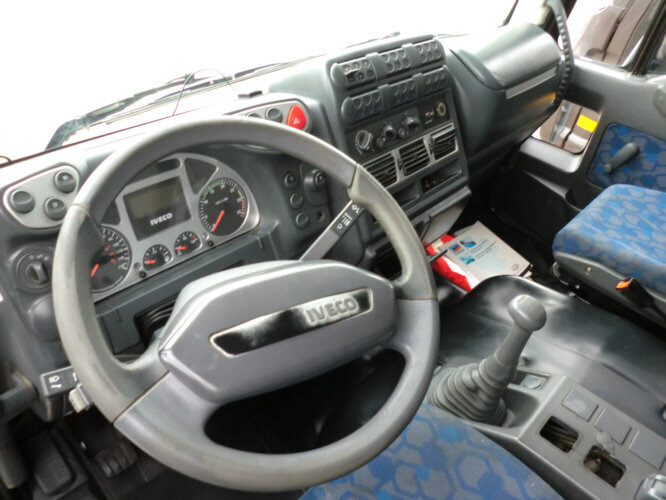 Iveco EuroCargo 75 E 17/4x2 EuroCargo 75 E 17/4x2, 6x VORHANDEN! - شاحنة بهيكل معدني للمقصورة: صورة 2 Iveco EuroCargo 75 E 17/4x2 EuroCargo 75 E 17/4x2, 6x VORHANDEN! - شاحنة بهيكل معدني للمقصورة: صورة 2