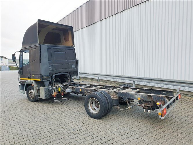 Iveco EuroCargo 75 E 17/4x2 EuroCargo 75 E 17/4x2, 6x VORHANDEN! - شاحنة بهيكل معدني للمقصورة: صورة 4 Iveco EuroCargo 75 E 17/4x2 EuroCargo 75 E 17/4x2, 6x VORHANDEN! - شاحنة بهيكل معدني للمقصورة: صورة 4