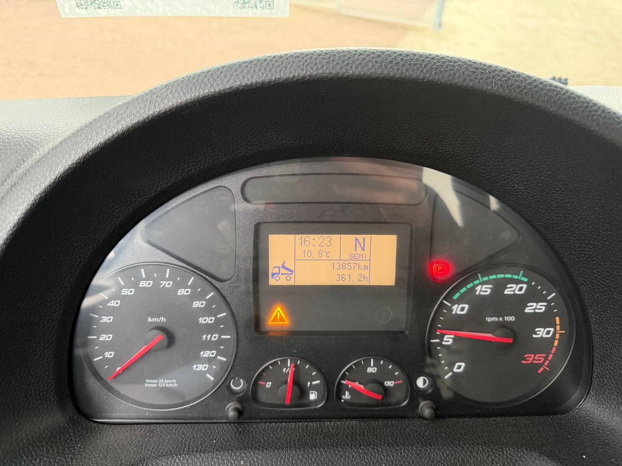 Iveco ML180E32 4x2 ML180E32 4x2 - شاحنة قلاب: صورة 3 Iveco ML180E32 4x2 ML180E32 4x2 - شاحنة قلاب: صورة 3