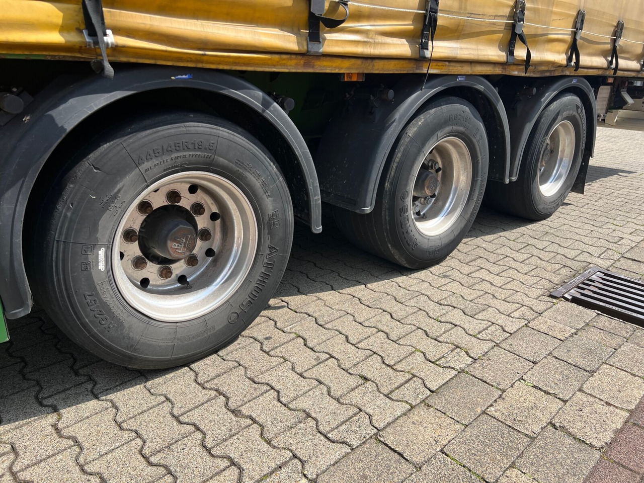 Krone SDP 27 eLCUQ-CS SDP 27 eLCUQ-CS, Coilmulde, Edscha-Verdeck, Hubdach, ca. 93m³ - نصف مقطورة بستائر جانبية: صورة 3 Krone SDP 27 eLCUQ-CS SDP 27 eLCUQ-CS, Coilmulde, Edscha-Verdeck, Hubdach, ca. 93m³ - نصف مقطورة بستائر جانبية: صورة 3