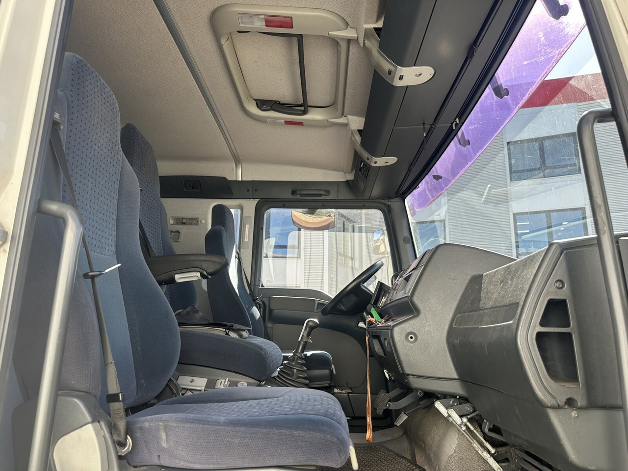 MAN TGA 18.360 LL 4x2 TGA 18.360 LL 4x2, Fahrschule - شاحنة: صورة 3 MAN TGA 18.360 LL 4x2 TGA 18.360 LL 4x2, Fahrschule - شاحنة: صورة 3