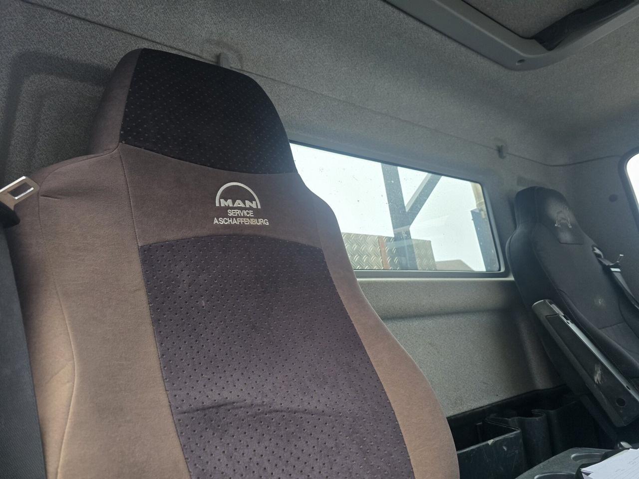 MAN TGL 12.250 BL/4x2 TGL 12.250 BL/4x2, Palfinger Abroller P 07-25MPA, 2xAHK-ÖL - شاحنة برافعة خطافية: صورة 4 MAN TGL 12.250 BL/4x2 TGL 12.250 BL/4x2, Palfinger Abroller P 07-25MPA, 2xAHK-ÖL - شاحنة برافعة خطافية: صورة 4