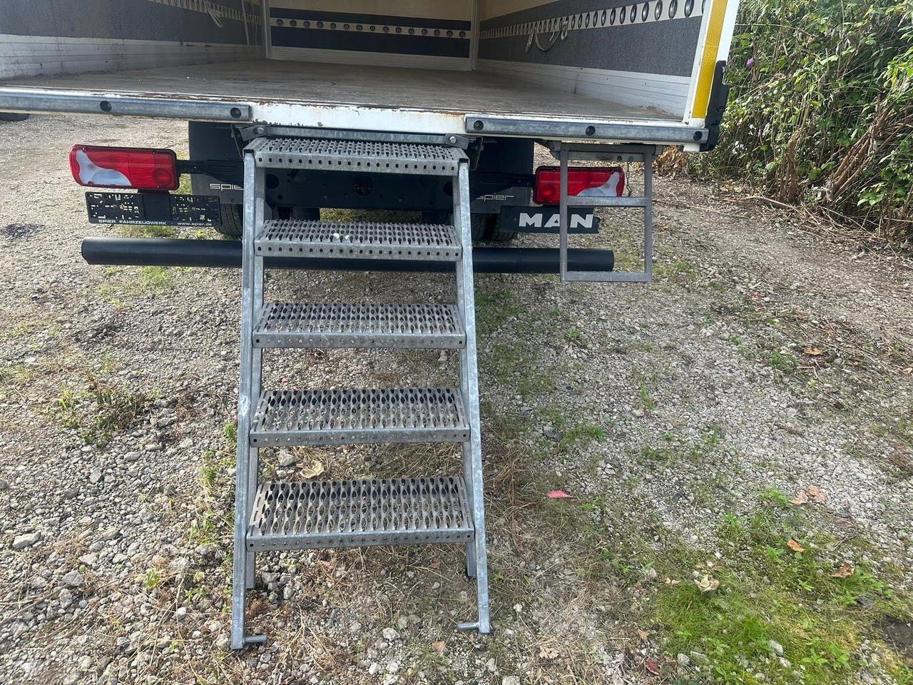 شاحنة صندوقية MAN TGL 8.150 4x2 BL TGL 8.150 4x2 BL, Möbelkoffer mit Rolltor: صورة 13