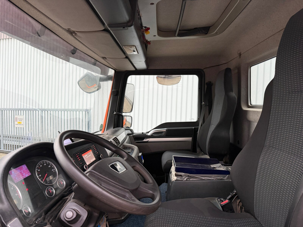 MAN TGM 18.290 4x2 BB TGM 18.290 4x2 BB, Tele-Absetzer - شاحنة لودر انزلاقي: صورة 2 MAN TGM 18.290 4x2 BB TGM 18.290 4x2 BB, Tele-Absetzer - شاحنة لودر انزلاقي: صورة 2