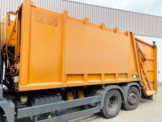 MAN TGS 26.320 6x2-4 BL TGS 26.320 6x2-4 BL, Lenkachse, Haller X2, Zöller-Schüttung - شاحنة قمامة: صورة 2 MAN TGS 26.320 6x2-4 BL TGS 26.320 6x2-4 BL, Lenkachse, Haller X2, Zöller-Schüttung - شاحنة قمامة: صورة 2