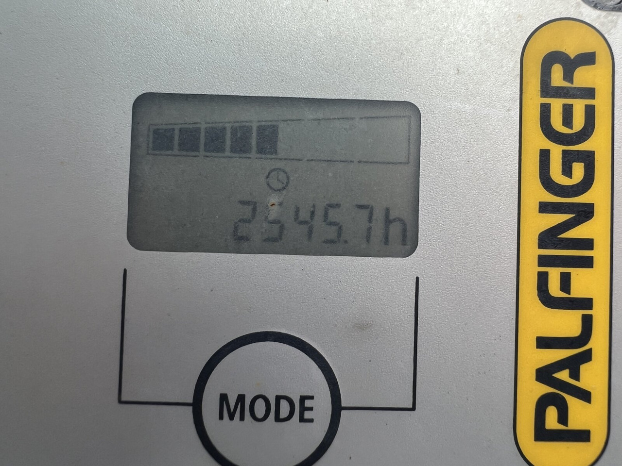 MAN TGS 26.400 6x2-4 LL TGS 26.400 6x2-4 LL, Navi, Lenk-/Liftachse, Heckkran Palfinger PK20001-K B, Funk - شاحنة كرين, شاحنات مسطحة: صورة 2 MAN TGS 26.400 6x2-4 LL TGS 26.400 6x2-4 LL, Navi, Lenk-/Liftachse, Heckkran Palfinger PK20001-K B, Funk - شاحنة كرين, شاحنات مسطحة: صورة 2