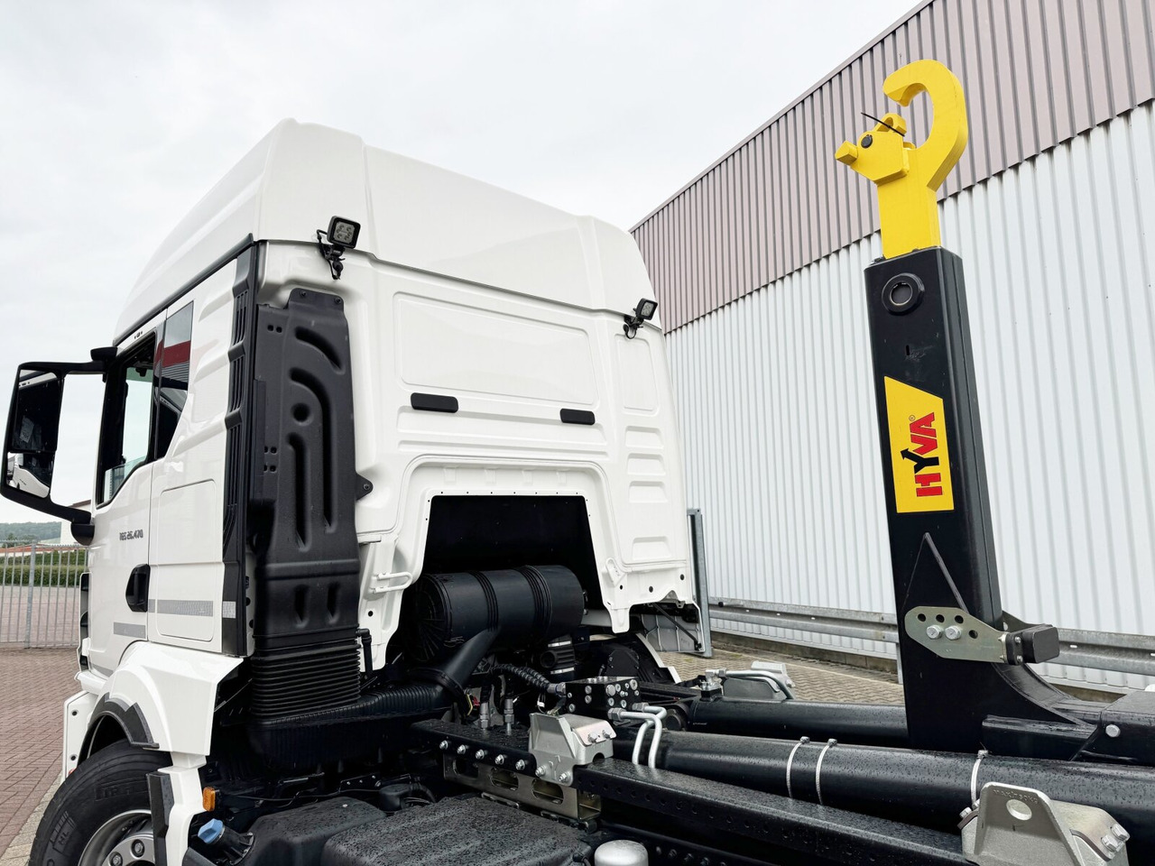 MAN TGS 26.470 6x2-4 LL CH TGS 26.470 6x2-4 LL CH, Retarder, Navi, Lenk-/Liftachse - شاحنة برافعة خطافية: صورة 2 MAN TGS 26.470 6x2-4 LL CH TGS 26.470 6x2-4 LL CH, Retarder, Navi, Lenk-/Liftachse - شاحنة برافعة خطافية: صورة 2
