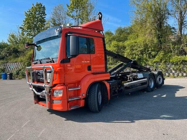 MAN TGS 26.480 6x2-4 BL TGS 26.480 6x2-4 BL, Intarder, Lenk-/Liftachse, Motorabtrieb - شاحنة برافعة خطافية: صورة 1 MAN TGS 26.480 6x2-4 BL TGS 26.480 6x2-4 BL, Intarder, Lenk-/Liftachse, Motorabtrieb - شاحنة برافعة خطافية: صورة 1