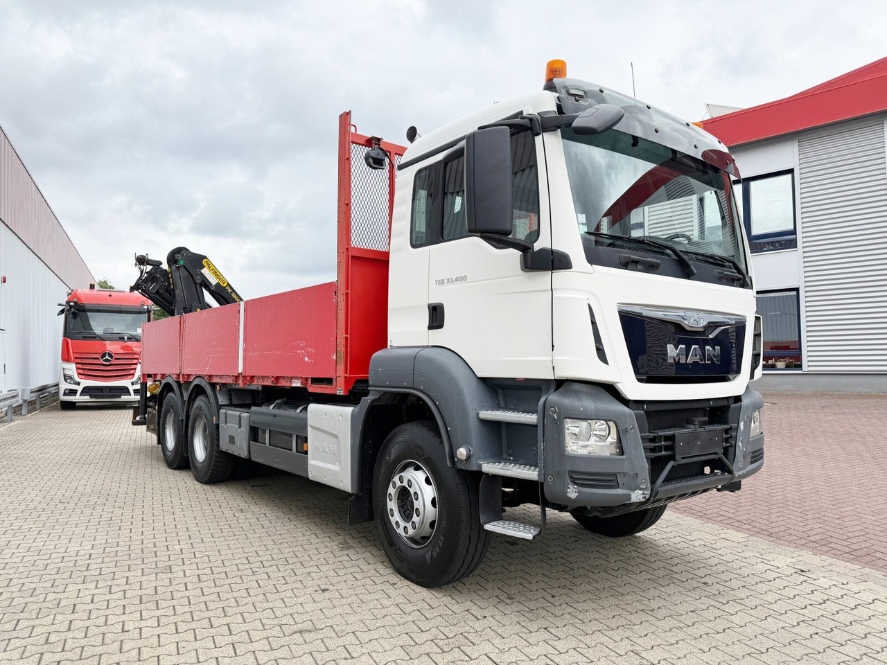 تأجير MAN TGS 33.400 6x4 BB TGS 33.400 6x4 BB, Navi, Heckkran PK18002-EH C, Funk MAN TGS 33.400 6x4 BB TGS 33.400 6x4 BB, Navi, Heckkran PK18002-EH C, Funk: صورة 10