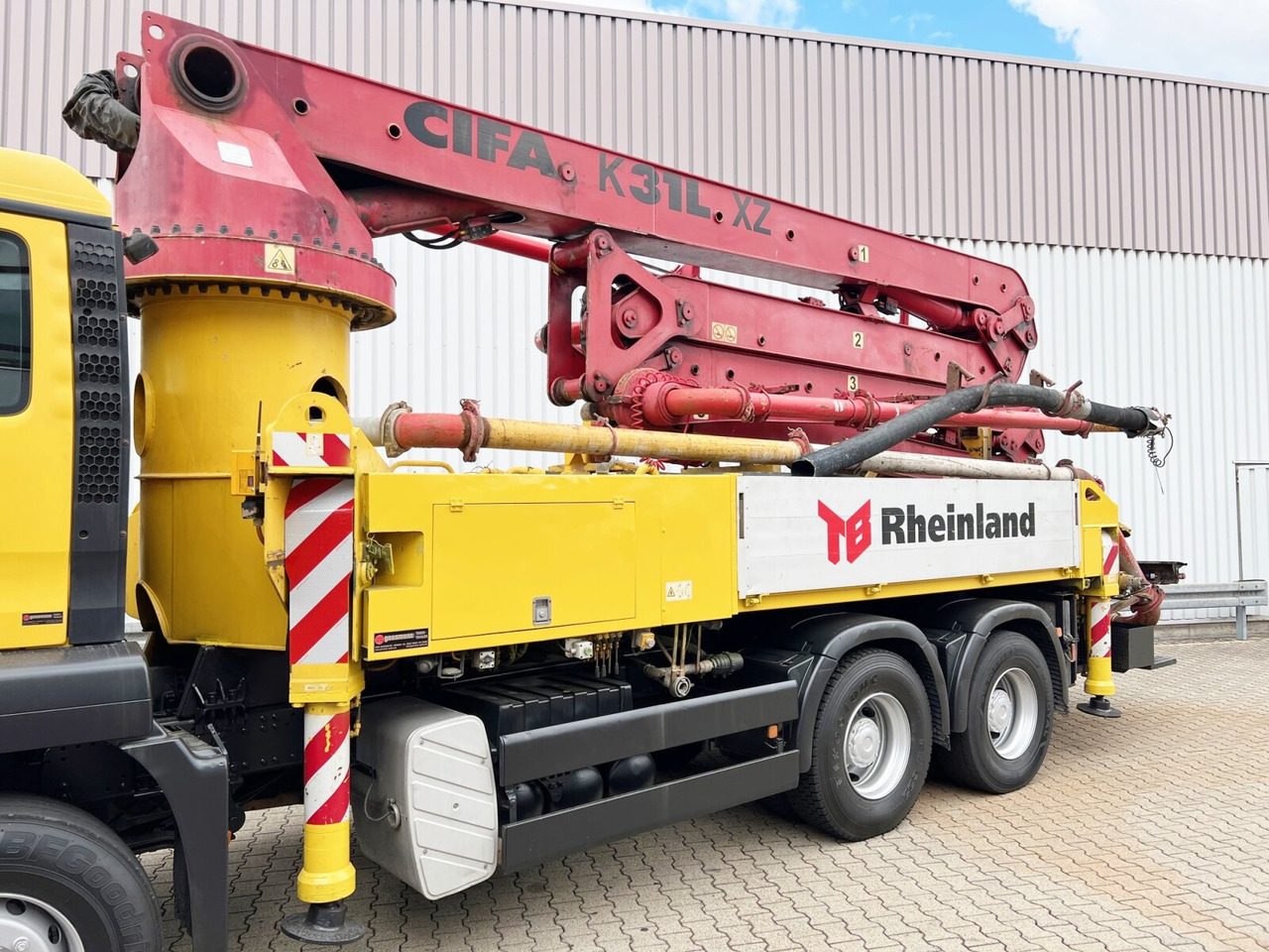 MAN TGS 33.440 6X4 BB TGS 33.440 6X4 BB, Betonpumpe CIFA K31L XZ, 31m Mast - مضخة خرسانة: صورة 3 MAN TGS 33.440 6X4 BB TGS 33.440 6X4 BB, Betonpumpe CIFA K31L XZ, 31m Mast - مضخة خرسانة: صورة 3