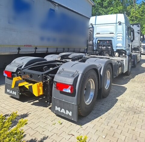 MAN TGS 33.520 6x4 BL SA TGS 33.520 6x4 BL SA, Retarder, LED, Navi, Nebenantrieb - رأس تريلا: صورة 3 MAN TGS 33.520 6x4 BL SA TGS 33.520 6x4 BL SA, Retarder, LED, Navi, Nebenantrieb - رأس تريلا: صورة 3