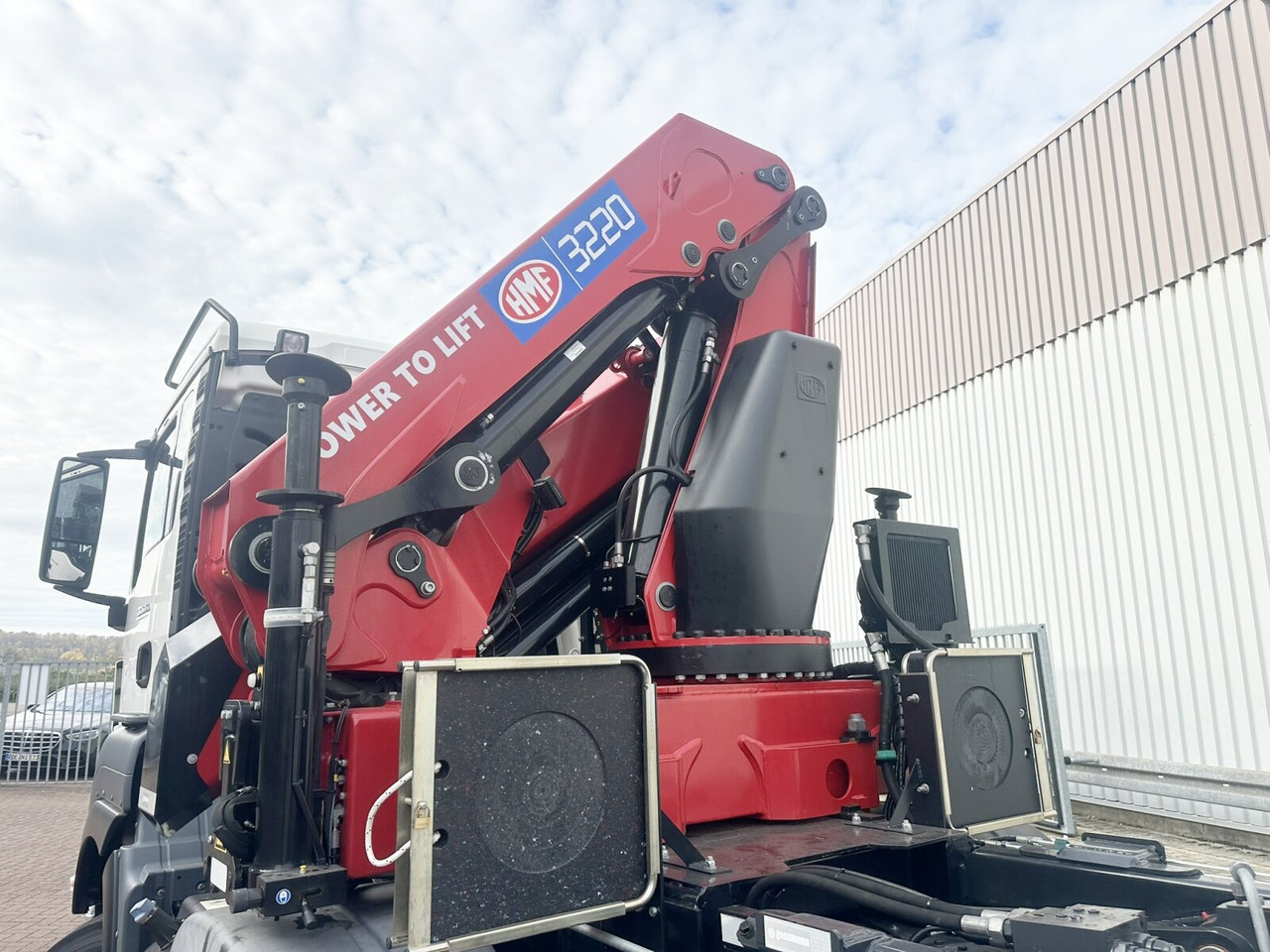 MAN TGS 35.480 8X4 BL TGS 35.480 8X4 BL, Intarder, Kran HMF 3220-K6, 4-fach Abstützung, Funk - شاحنة برافعة خطافية, شاحنة كرين: صورة 2 MAN TGS 35.480 8X4 BL TGS 35.480 8X4 BL, Intarder, Kran HMF 3220-K6, 4-fach Abstützung, Funk - شاحنة برافعة خطافية, شاحنة كرين: صورة 2