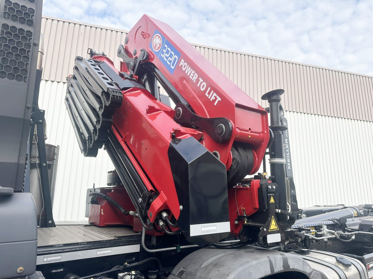 MAN TGS 35.480 8X4 BL TGS 35.480 8X4 BL, Intarder, Kran HMF 3220-K6, 4-fach Abstützung, Funk - شاحنة برافعة خطافية, شاحنة كرين: صورة 3 MAN TGS 35.480 8X4 BL TGS 35.480 8X4 BL, Intarder, Kran HMF 3220-K6, 4-fach Abstützung, Funk - شاحنة برافعة خطافية, شاحنة كرين: صورة 3