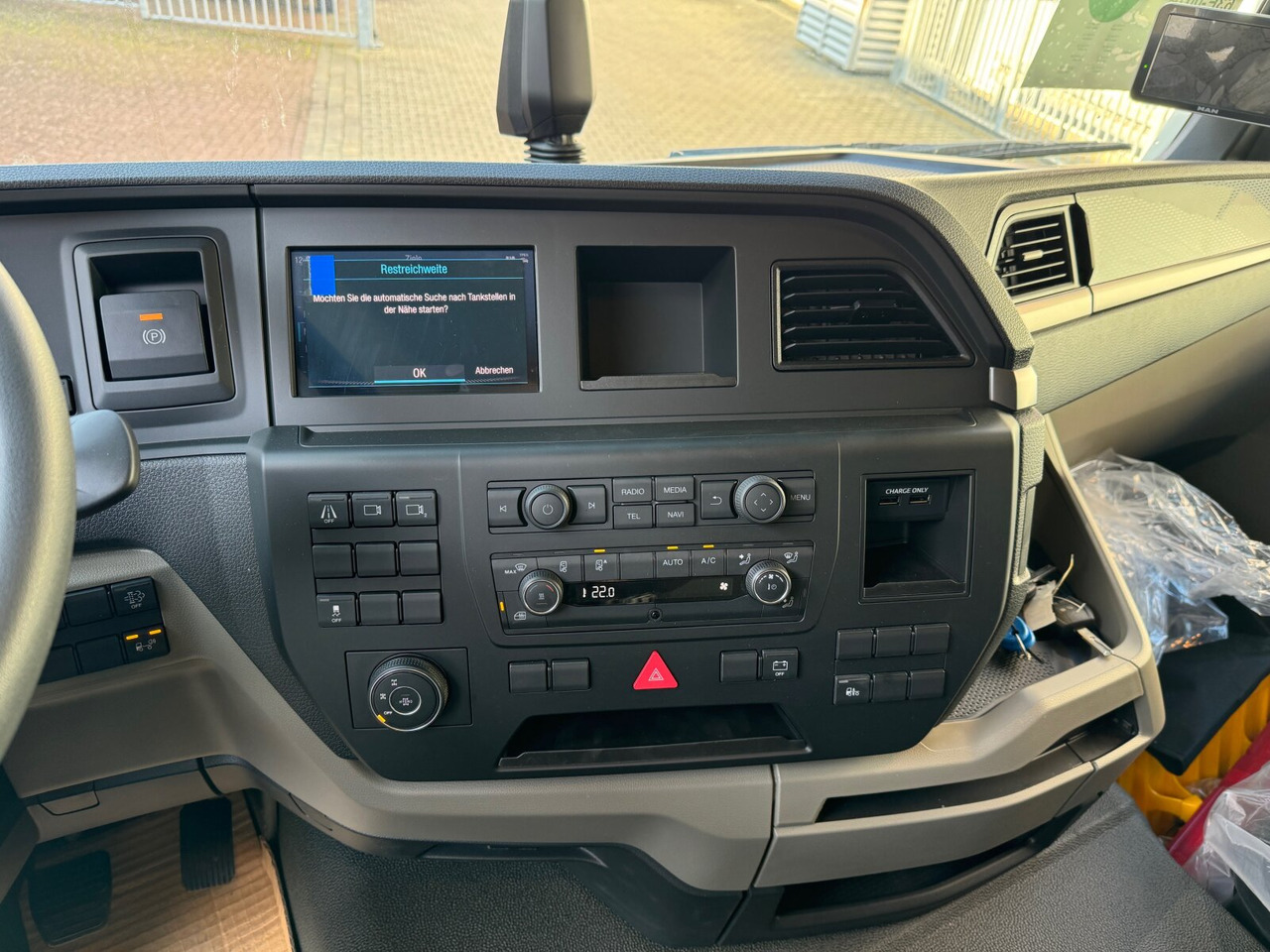 MAN TGS 35.480 8x6H BL CH TGS 35.480 8x6H BL CH, HydroDrive, Navi, Nebenantrieb - شاحنة برافعة خطافية: صورة 5 MAN TGS 35.480 8x6H BL CH TGS 35.480 8x6H BL CH, HydroDrive, Navi, Nebenantrieb - شاحنة برافعة خطافية: صورة 5