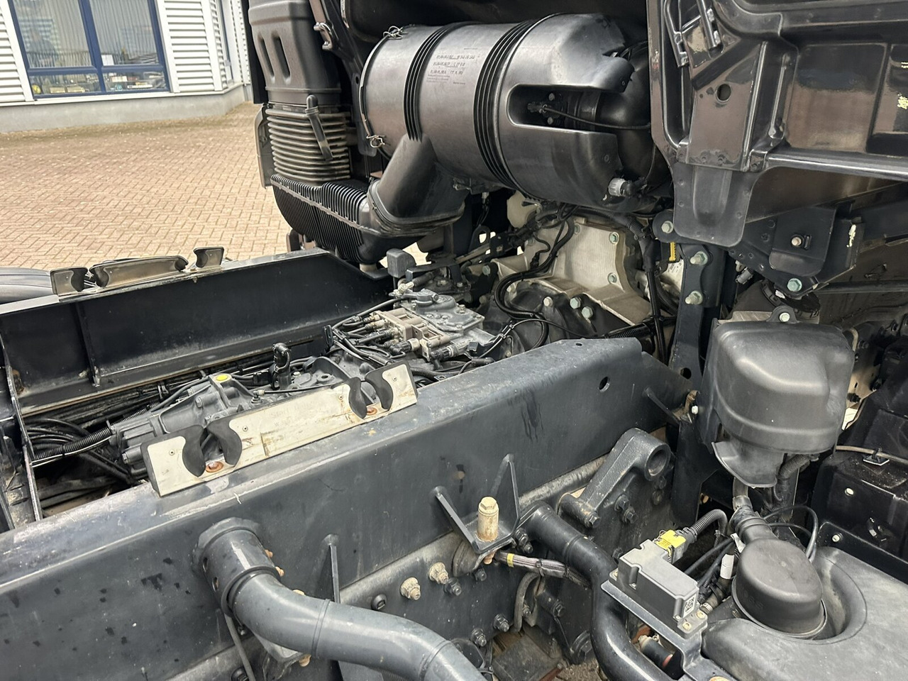 MAN TGS 35.500 8x8 BB TGS 35.500 8x8 BB, Meiller Bordmatik - شاحنة قلاب: صورة 5 MAN TGS 35.500 8x8 BB TGS 35.500 8x8 BB, Meiller Bordmatik - شاحنة قلاب: صورة 5