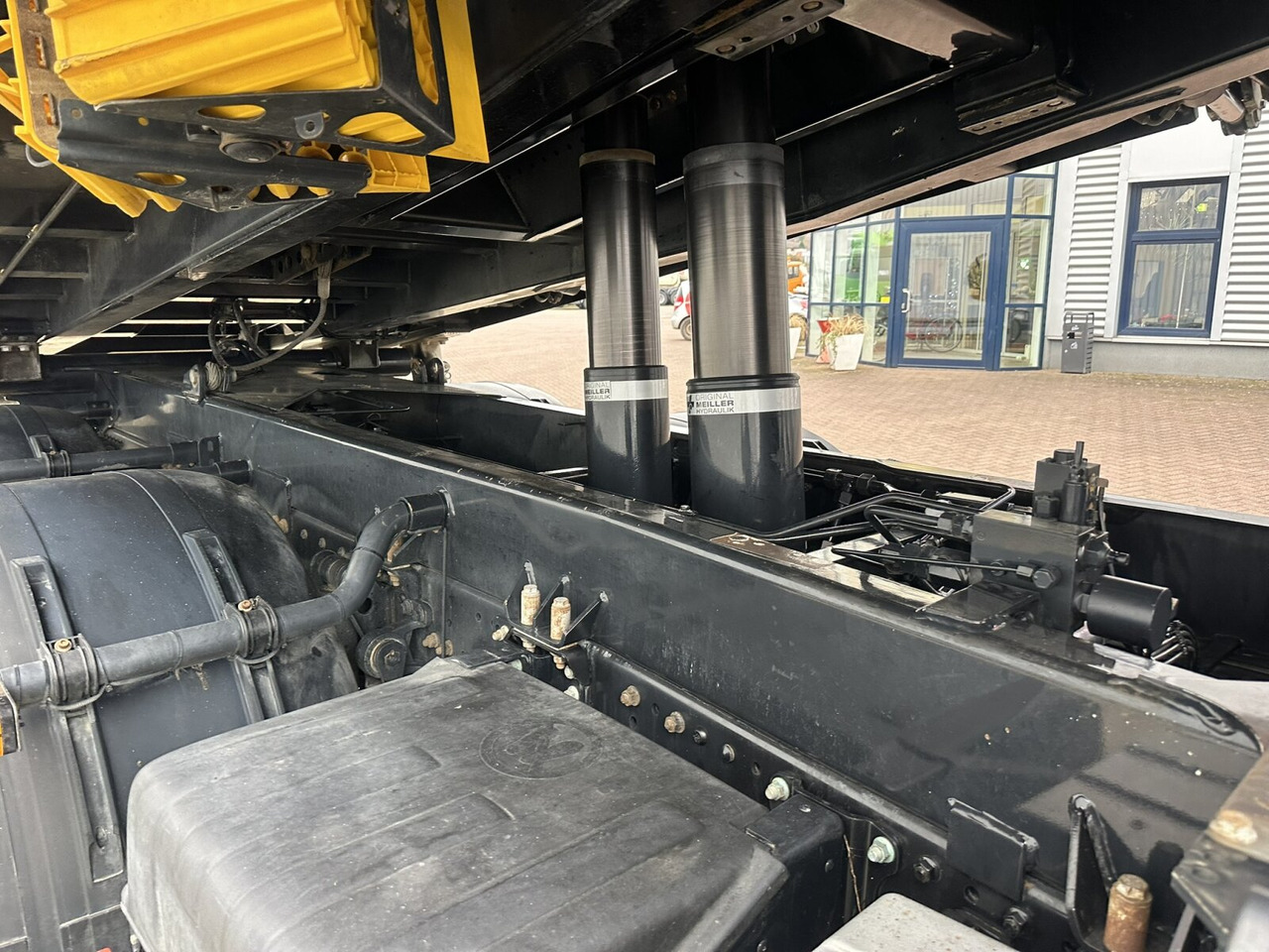 MAN TGS 35.500 8x8 BB TGS 35.500 8x8 BB, Meiller Bordmatik - شاحنة قلاب: صورة 2 MAN TGS 35.500 8x8 BB TGS 35.500 8x8 BB, Meiller Bordmatik - شاحنة قلاب: صورة 2