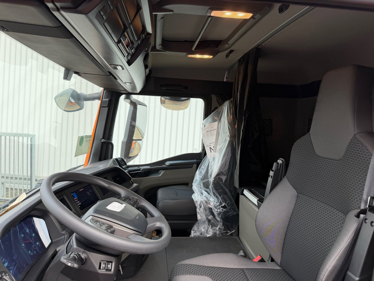 MAN TGS 41.440 8x4 BB CH TGS 41.440 8x4 BB CH, Retarder, MEHRFACH VORHANDEN! - شاحنة بهيكل معدني للمقصورة: صورة 3 MAN TGS 41.440 8x4 BB CH TGS 41.440 8x4 BB CH, Retarder, MEHRFACH VORHANDEN! - شاحنة بهيكل معدني للمقصورة: صورة 3