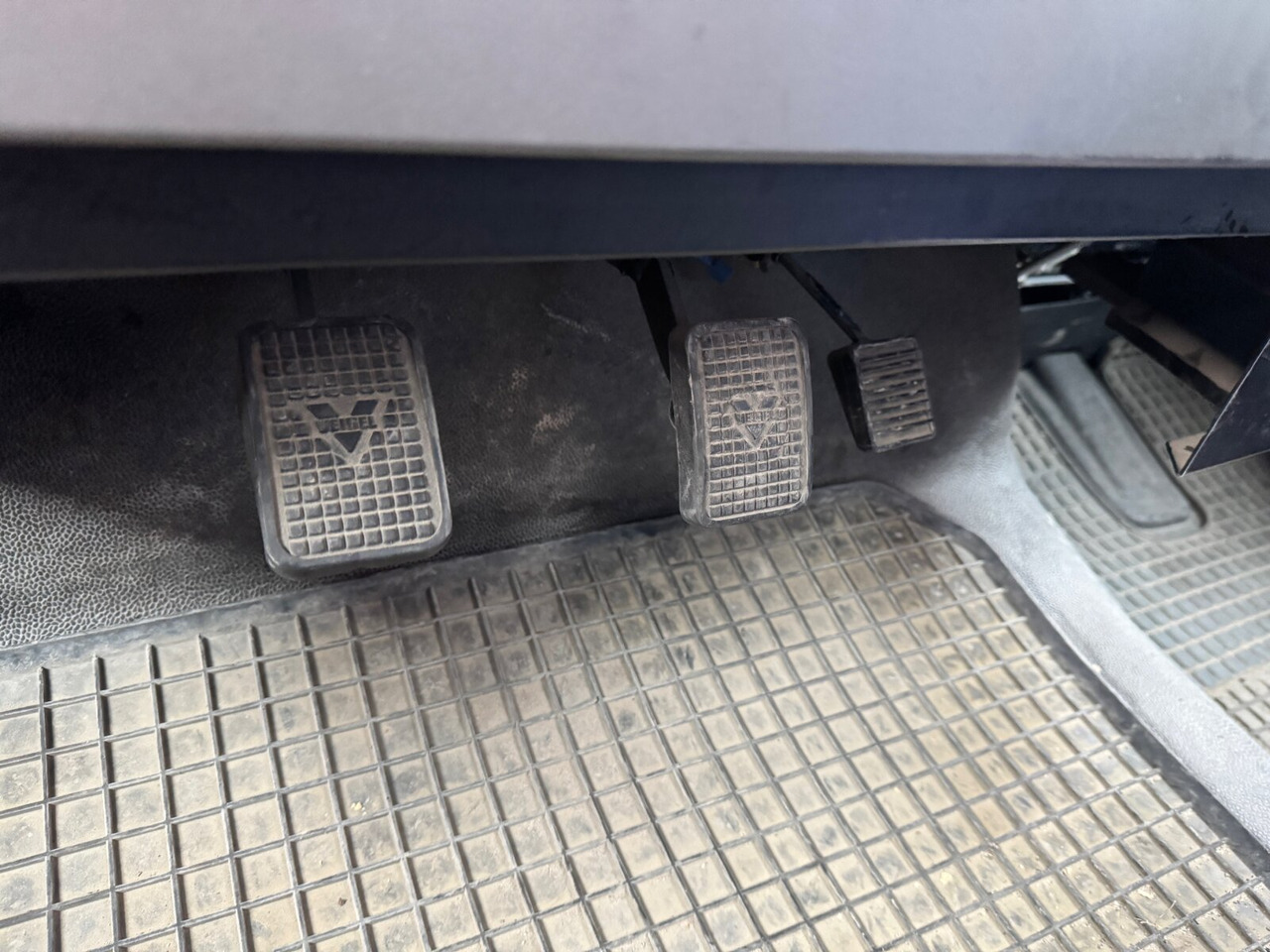 MAN TGX 18.360 4x2 BLS TGX 18.360 4x2 BLS, Fahrschulausstattung - مقطورة السحب: صورة 2 MAN TGX 18.360 4x2 BLS TGX 18.360 4x2 BLS, Fahrschulausstattung - مقطورة السحب: صورة 2