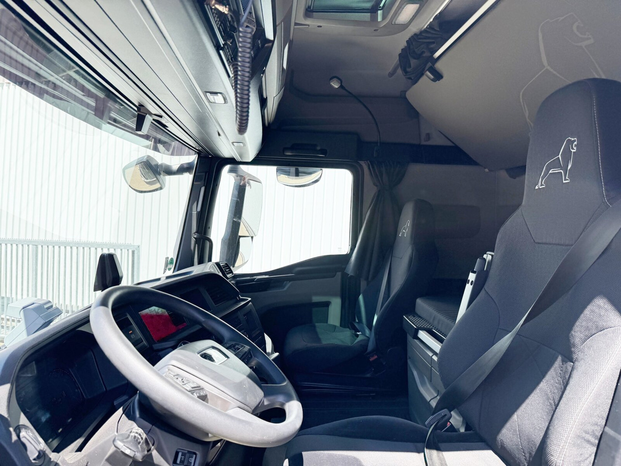 MAN TGX 18.470 4x2 BL TGX 18.470 4x2 BL, Retarder, Navi - مقطورة السحب: صورة 2 MAN TGX 18.470 4x2 BL TGX 18.470 4x2 BL, Retarder, Navi - مقطورة السحب: صورة 2