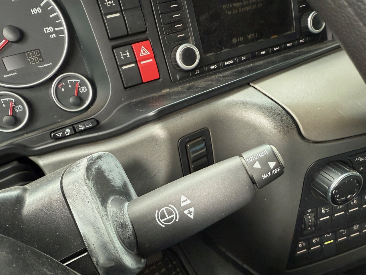 رأس تريلا MAN TGX 26.480 6x4 BLS TGX 26.480 6x4 BLS, Retarder, XLX, Standklima, Hydraulik, zGG 90t: صورة 7 رأس تريلا MAN TGX 26.480 6x4 BLS TGX 26.480 6x4 BLS, Retarder, XLX, Standklima, Hydraulik, zGG 90t: صورة 7