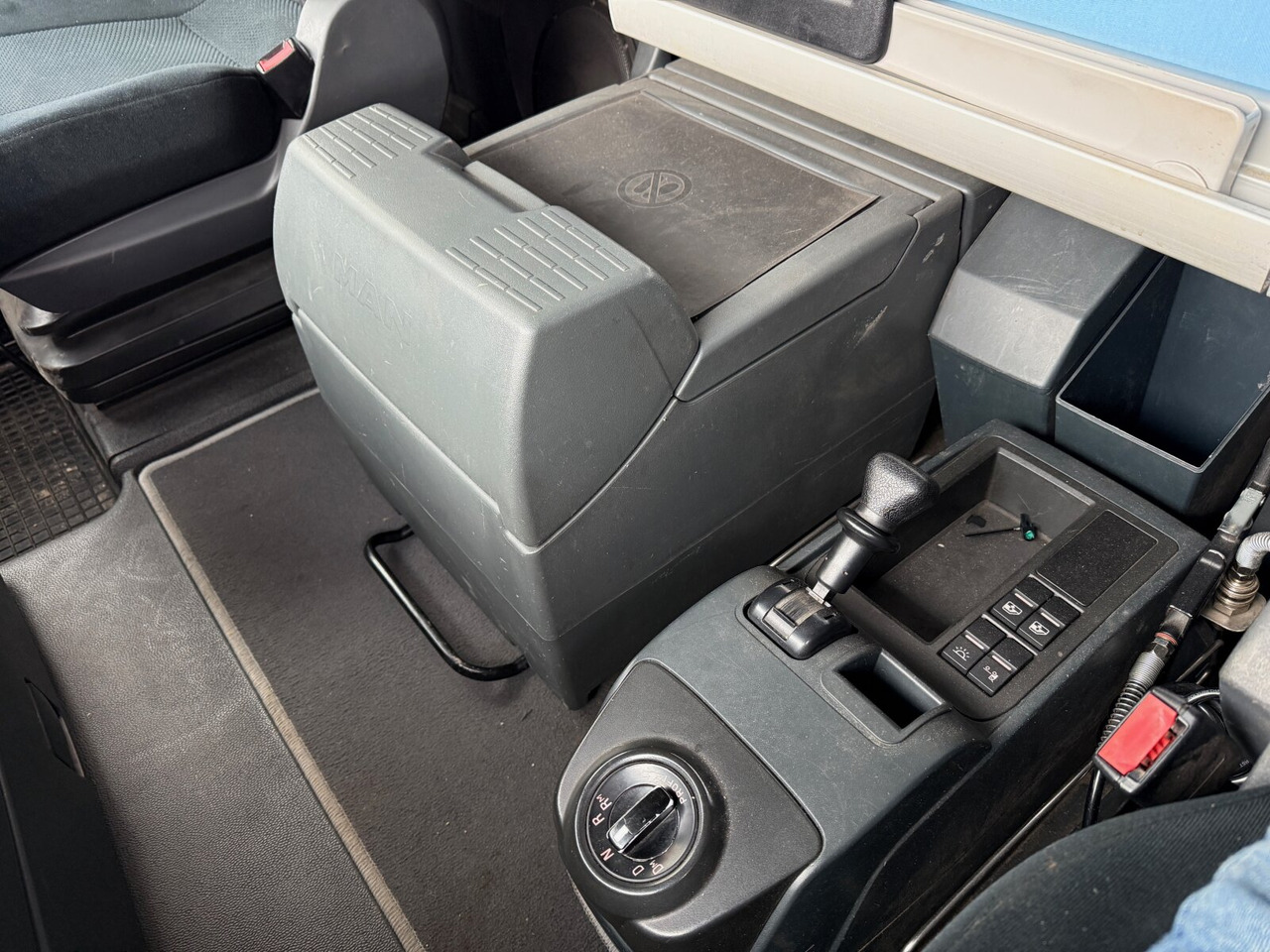 MAN TGX 26.480 6x4 BLS TGX 26.480 6x4 BLS, Retarder, XLX, Standklima, Hydraulik, zGG 90t - رأس تريلا: صورة 4 MAN TGX 26.480 6x4 BLS TGX 26.480 6x4 BLS, Retarder, XLX, Standklima, Hydraulik, zGG 90t - رأس تريلا: صورة 4