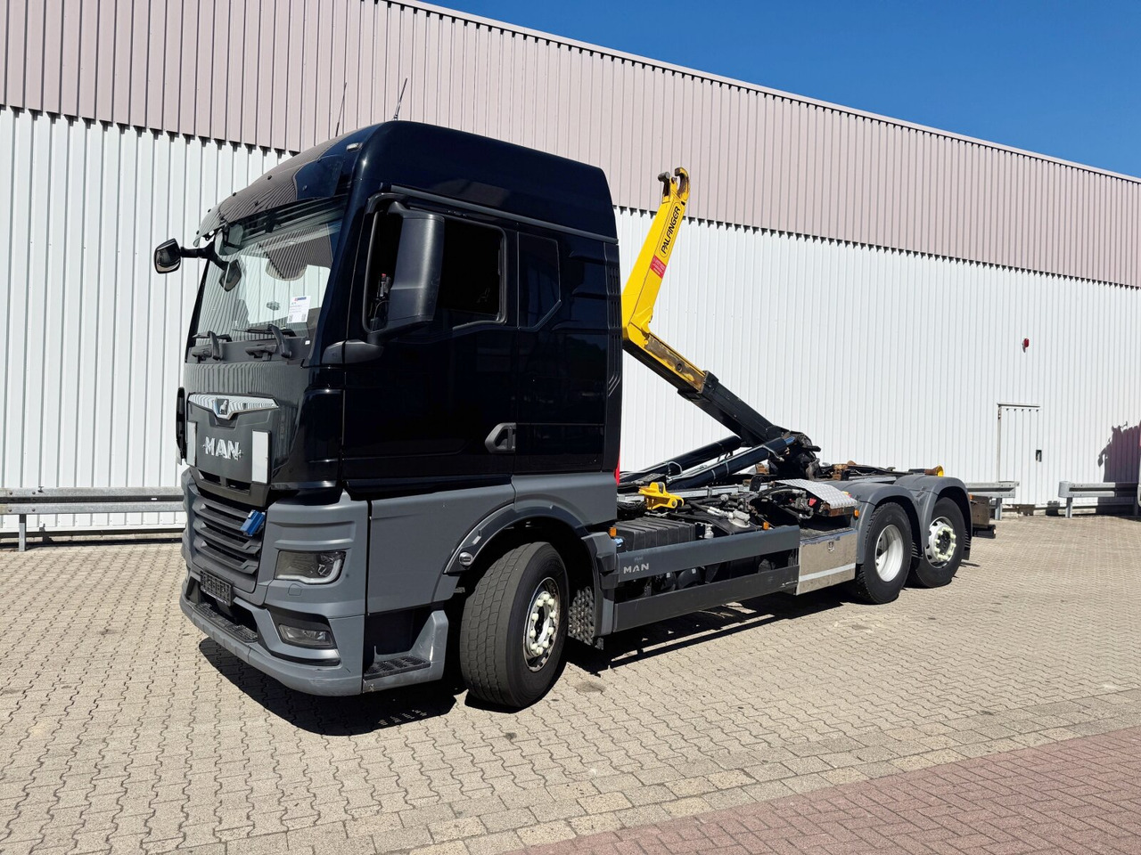 MAN TGX 26.510 6X2-4 BL TGX 26.510 6X2-4 BL, Lenk-/Liftachse, Funk - شاحنة برافعة خطافية: صورة 1 MAN TGX 26.510 6X2-4 BL TGX 26.510 6X2-4 BL, Lenk-/Liftachse, Funk - شاحنة برافعة خطافية: صورة 1