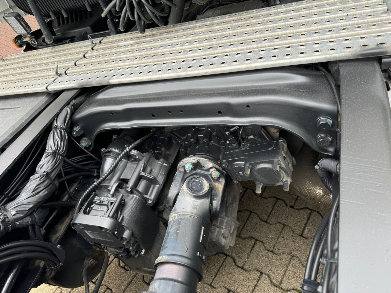 رأس تريلا MAN TGX 33.510 6x4 BL SA TGX 33.510 6x4 BL SA, Retarder, GX-Fahrerhaus: صورة 14