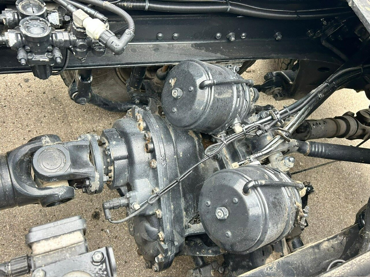 MAN TGX 33.640 6x4 BB TGX 33.640 6x4 BB, Retarder, zZGG 180.000kg - رأس تريلا: صورة 2 MAN TGX 33.640 6x4 BB TGX 33.640 6x4 BB, Retarder, zZGG 180.000kg - رأس تريلا: صورة 2