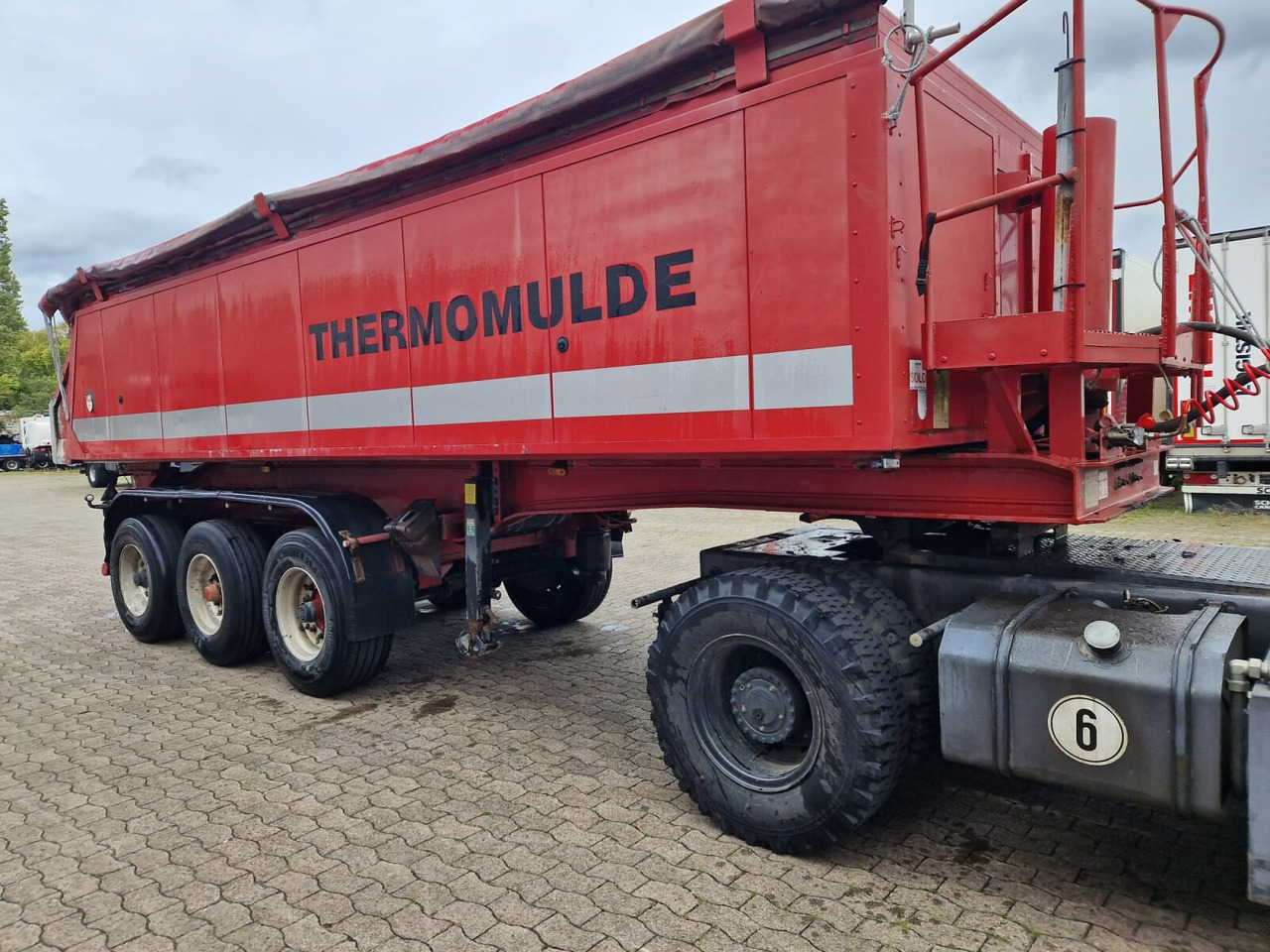 Meierling MSK 24 MSK 24 Voll-Alu Iso-Kastenmulde, ca. 25m³, 2x vorhanden - نصف مقطورة: صورة 2 Meierling MSK 24 MSK 24 Voll-Alu Iso-Kastenmulde, ca. 25m³, 2x vorhanden - نصف مقطورة: صورة 2