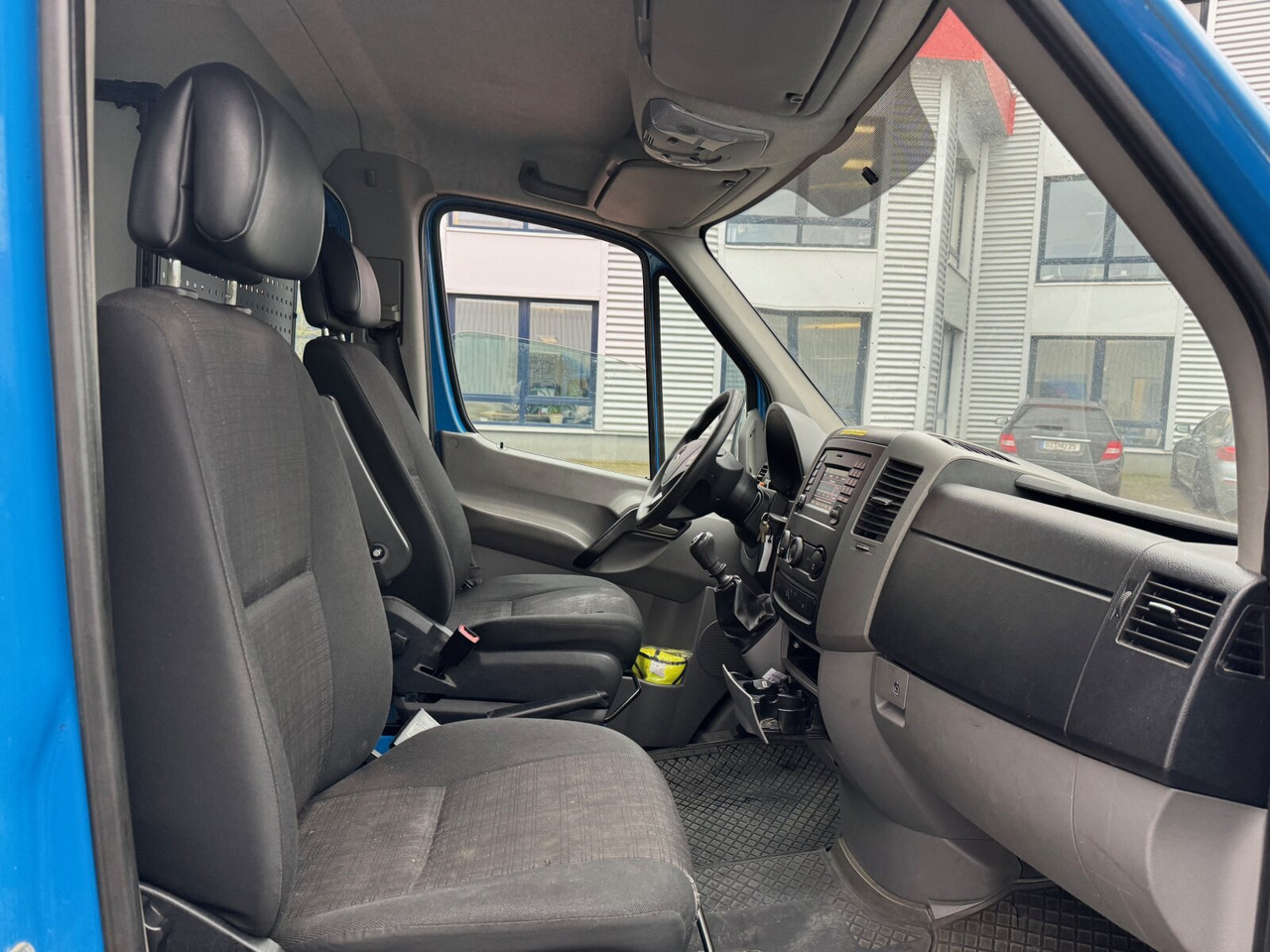 شاحنة توصيل مفتوحة, الشاحنات الصغيرة كابينة مزدوجة Mercedes-Benz 316 4x4 Doka 316 4x4 Doka, Werkstatteinrichtung: صورة 6