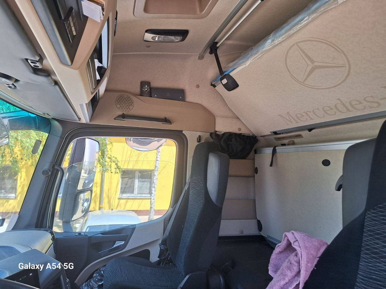 Mercedes-Benz Actros 1846 LS 4x2 Actros 1846 LS 4x2 MultimediaCockpit, StreamSpace, ADR - رأس تريلا: صورة 5 Mercedes-Benz Actros 1846 LS 4x2 Actros 1846 LS 4x2 MultimediaCockpit, StreamSpace, ADR - رأس تريلا: صورة 5