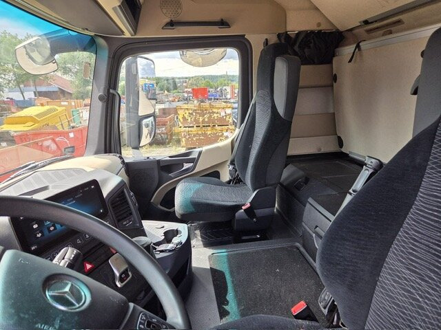 Mercedes-Benz Actros 1846 LS 4x2 Actros 1846 LS 4x2 MultimediaCockpit, StreamSpace, ADR - رأس تريلا: صورة 3 Mercedes-Benz Actros 1846 LS 4x2 Actros 1846 LS 4x2 MultimediaCockpit, StreamSpace, ADR - رأس تريلا: صورة 3