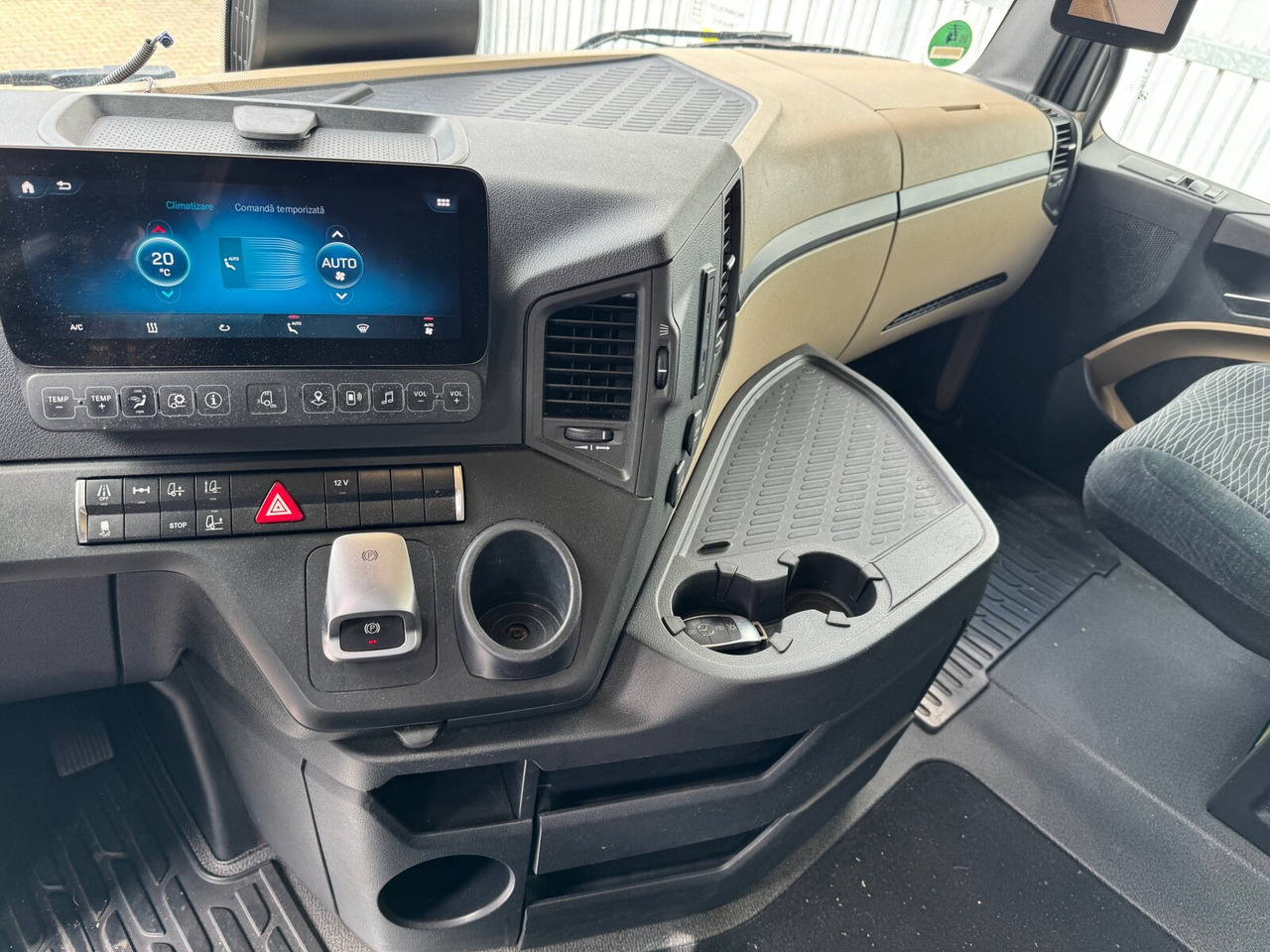 Mercedes-Benz Actros 1848 LS 4x2 Actros 1848 LS 4x2, Vollumer ,Retarder - مقطورة السحب: صورة 3 Mercedes-Benz Actros 1848 LS 4x2 Actros 1848 LS 4x2, Vollumer ,Retarder - مقطورة السحب: صورة 3
