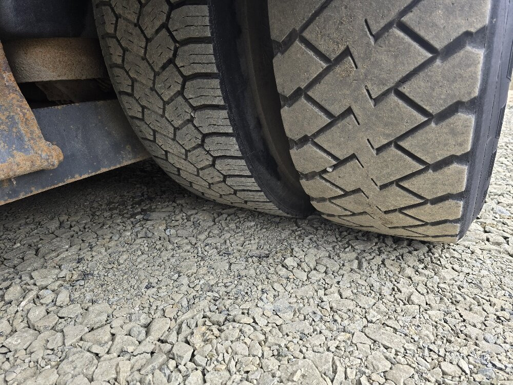 Mercedes-Benz Actros 2032 LA 4x4 Actros 2032 LA 4x4/ Rdstand 3.600 mm - شاحنة بهيكل معدني للمقصورة: صورة 4 Mercedes-Benz Actros 2032 LA 4x4 Actros 2032 LA 4x4/ Rdstand 3.600 mm - شاحنة بهيكل معدني للمقصورة: صورة 4