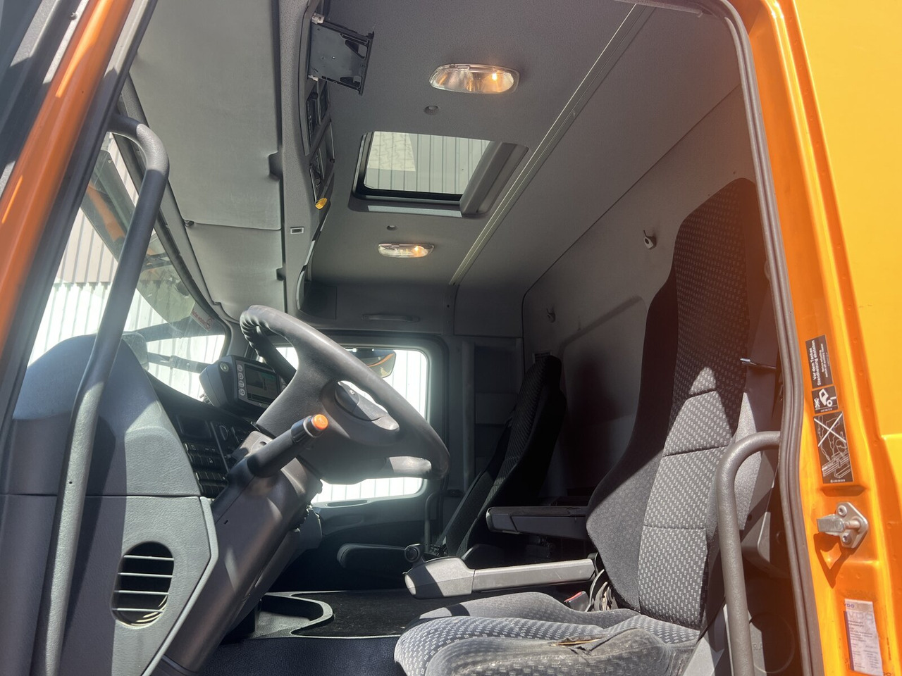 Mercedes-Benz Actros 2641/48 L 6x4 Actros 2641/48 L 6x4, Seilabroller, Haller Lotos, Zöller Schüttung - شاحنة قمامة: صورة 5 Mercedes-Benz Actros 2641/48 L 6x4 Actros 2641/48 L 6x4, Seilabroller, Haller Lotos, Zöller Schüttung - شاحنة قمامة: صورة 5