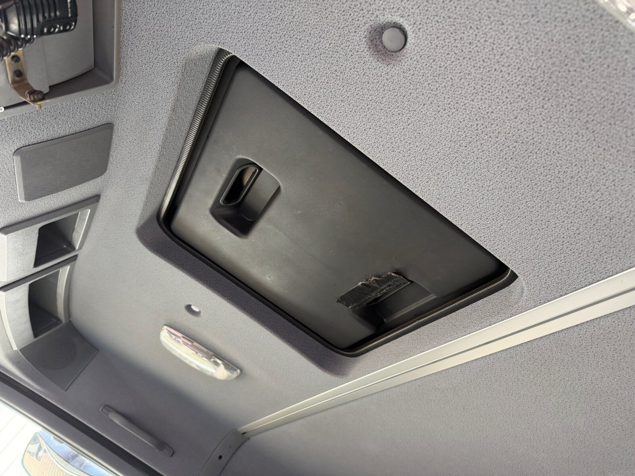 Mercedes-Benz Actros 2644 L 6x4 Actros 2644 L 6x4 - شاحنة بهيكل معدني للمقصورة: صورة 3 Mercedes-Benz Actros 2644 L 6x4 Actros 2644 L 6x4 - شاحنة بهيكل معدني للمقصورة: صورة 3