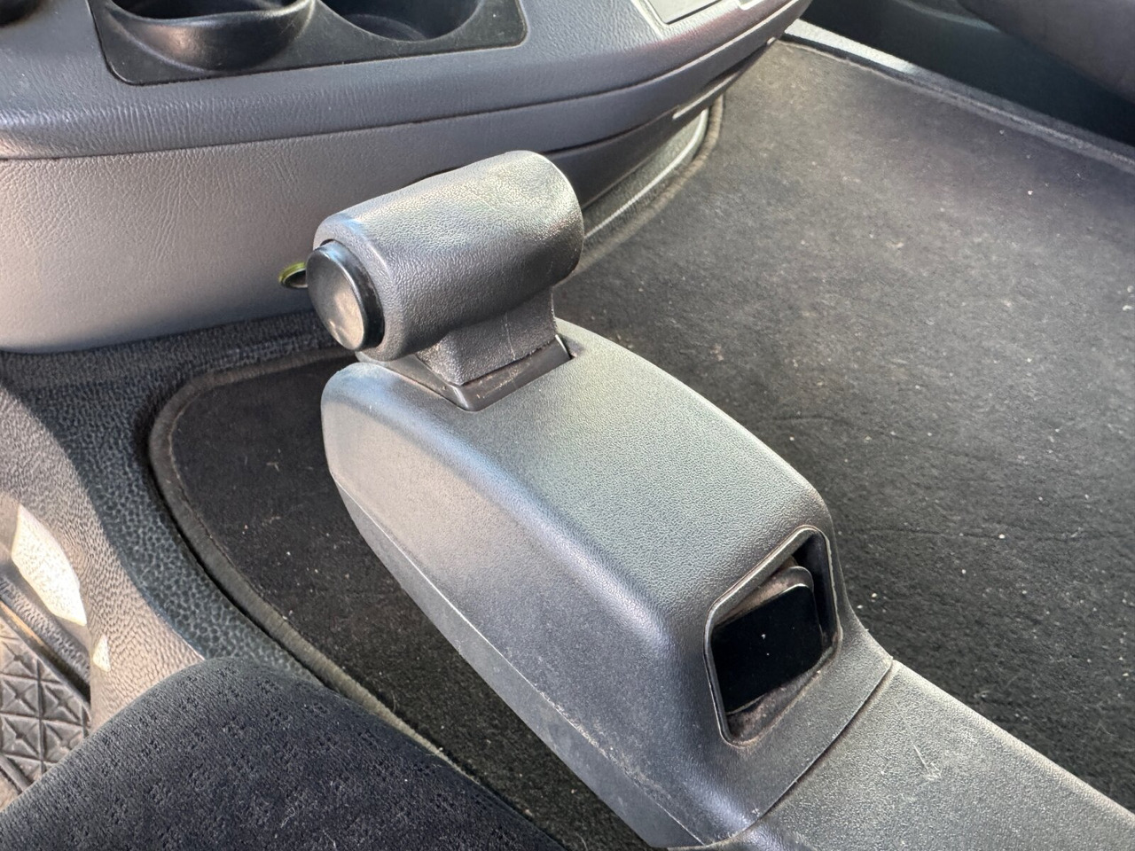 شاحنة بهيكل معدني للمقصورة Mercedes-Benz Actros 2648 LK 6x4 Actros 2648 LK 6x4, Retarder, Bi-Xenon: صورة 10 شاحنة بهيكل معدني للمقصورة Mercedes-Benz Actros 2648 LK 6x4 Actros 2648 LK 6x4, Retarder, Bi-Xenon: صورة 10