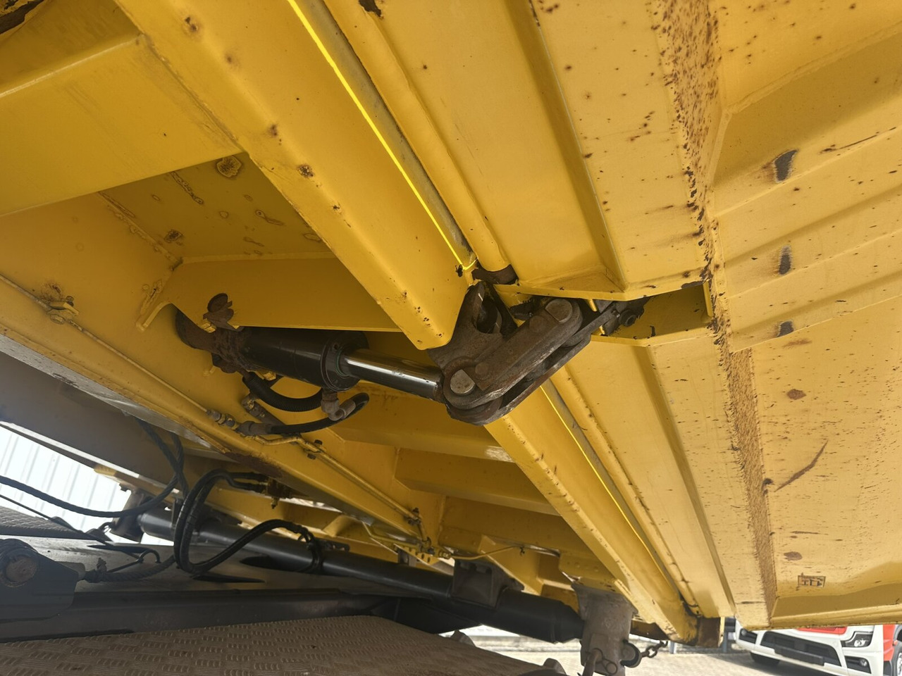 شاحنة قلاب Mercedes-Benz Actros 3348 AK 6x6 Actros 3348 AK 6x6, Bordmatik links: صورة 13