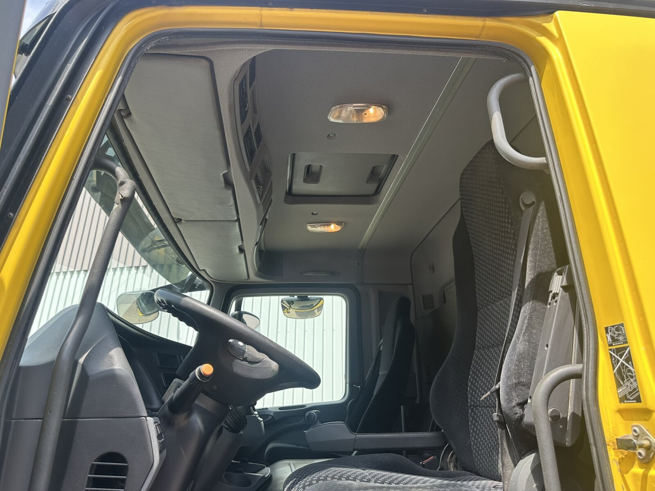 شاحنة قلاب Mercedes-Benz Actros 3348 AK 6x6 Actros 3348 AK 6x6, Bordmatik links: صورة 6