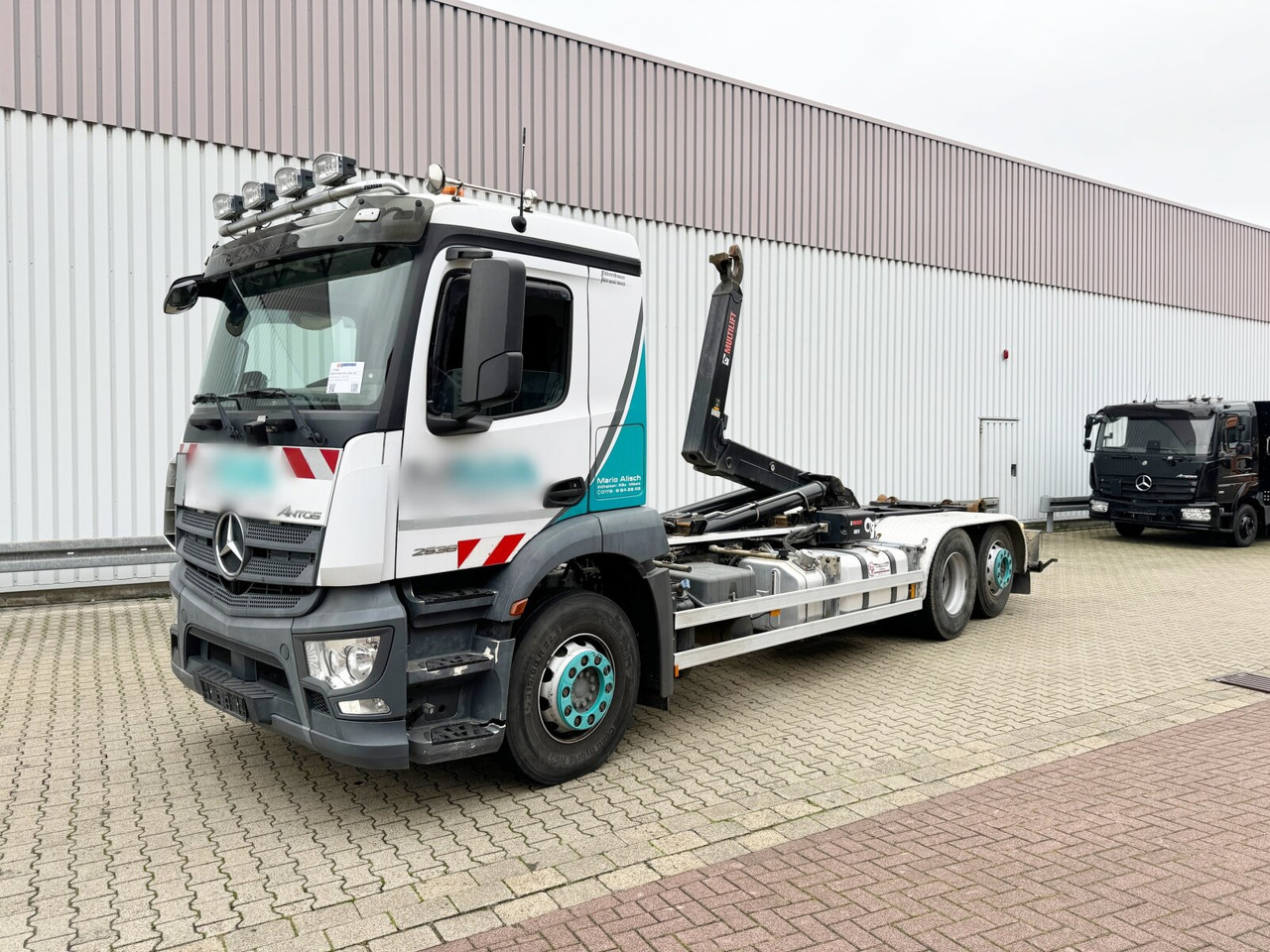 Mercedes-Benz Antos 2536/43 L 6x2 Antos 2536/43 L 6x2, Liftachse, Hiab XR 21S61 bis 7 m Container - شاحنة برافعة خطافية: صورة 1 Mercedes-Benz Antos 2536/43 L 6x2 Antos 2536/43 L 6x2, Liftachse, Hiab XR 21S61 bis 7 m Container - شاحنة برافعة خطافية: صورة 1