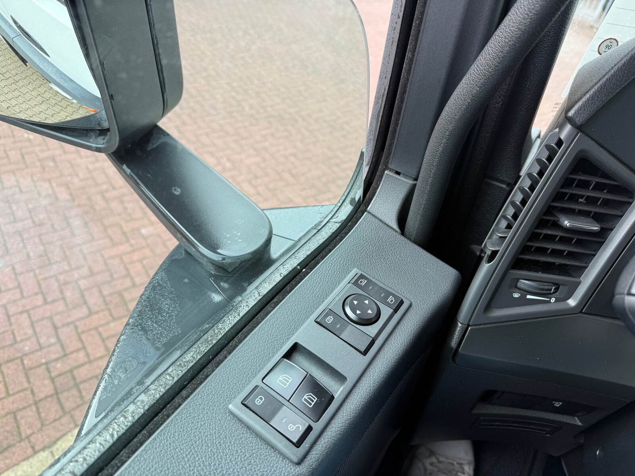 Mercedes-Benz Arocs 1827/30 A 4x4 Arocs 1827/30 A 4x4, mehrfach vorhanden! - شاحنة بهيكل معدني للمقصورة: صورة 5 Mercedes-Benz Arocs 1827/30 A 4x4 Arocs 1827/30 A 4x4, mehrfach vorhanden! - شاحنة بهيكل معدني للمقصورة: صورة 5