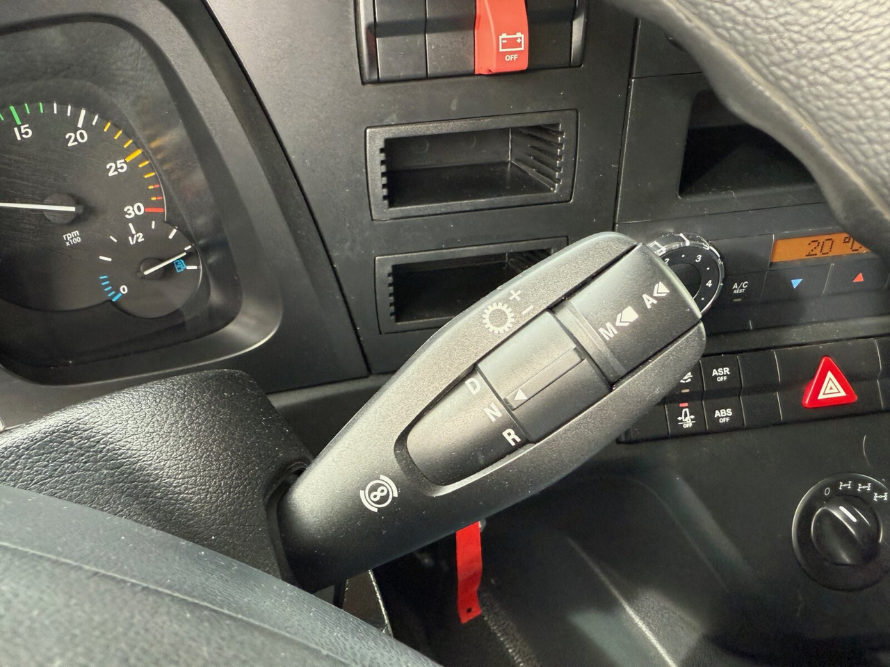 Mercedes-Benz Arocs 1827 A 4x4 Arocs 1827 A 4x4, Ex-! - شاحنات مسطحة: صورة 5 Mercedes-Benz Arocs 1827 A 4x4 Arocs 1827 A 4x4, Ex-! - شاحنات مسطحة: صورة 5