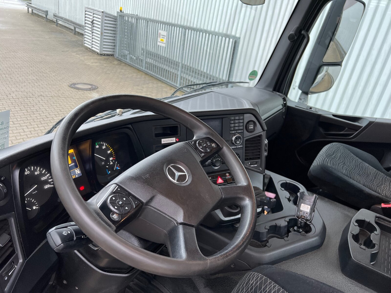 Mercedes-Benz Arocs 1830 K 4x2 Arocs 1830 K 4x2, Funk - شاحنة لودر انزلاقي: صورة 4 Mercedes-Benz Arocs 1830 K 4x2 Arocs 1830 K 4x2, Funk - شاحنة لودر انزلاقي: صورة 4